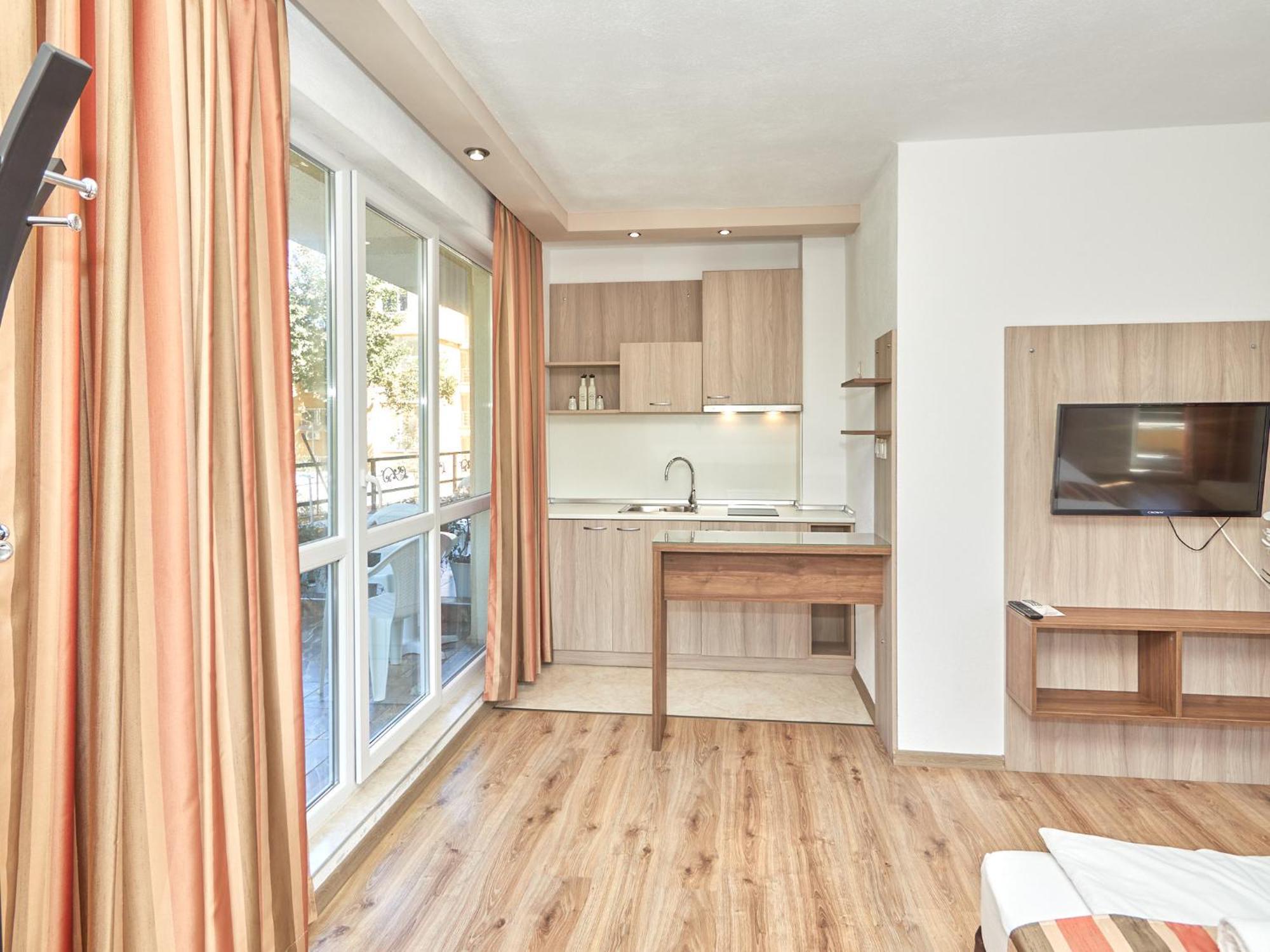 Relax Larrisa Apartment Primorsko